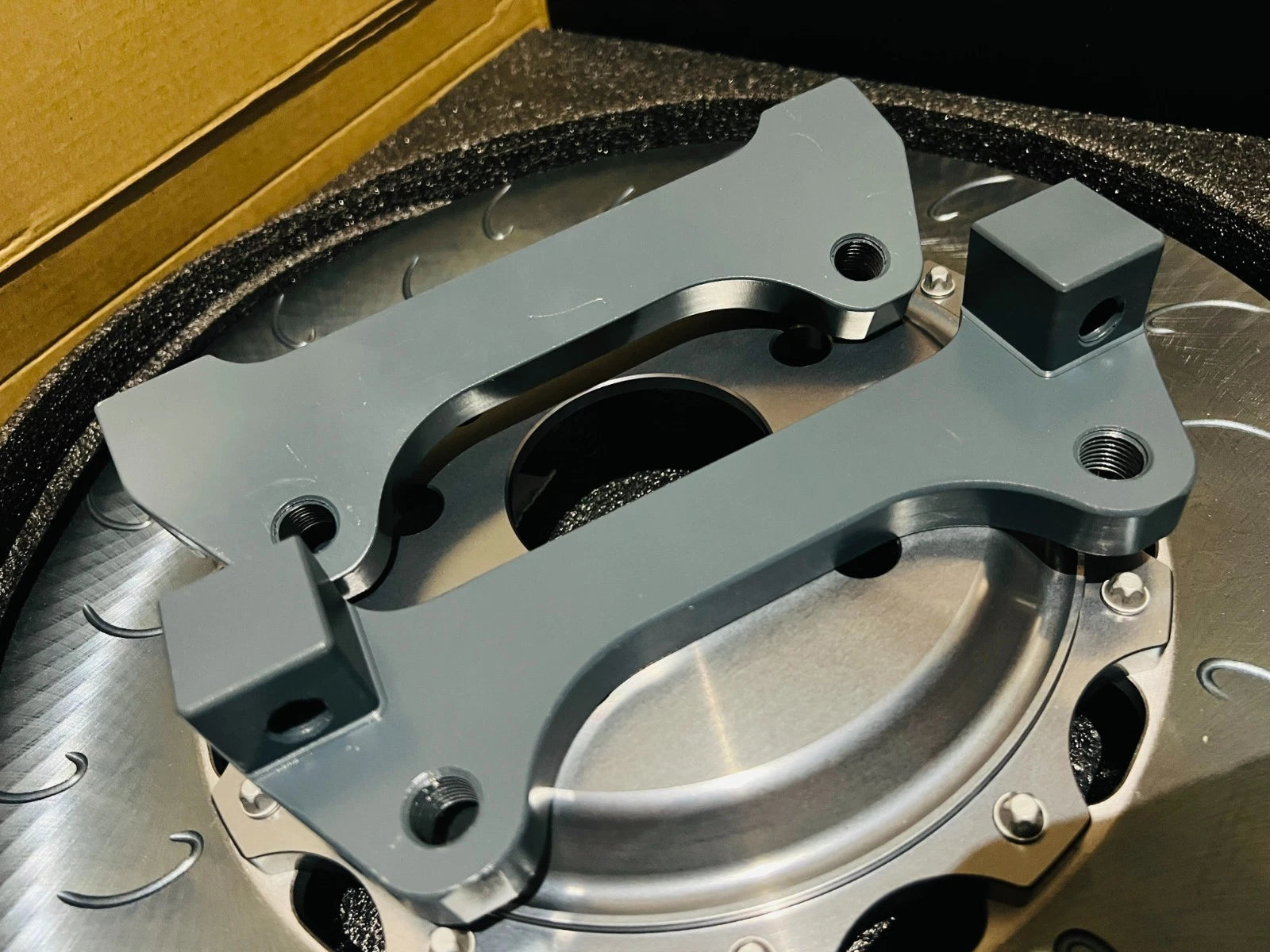 BIG DEAL-  2X KPR HT6S HTAT TREATED PERFORMANCE BRAKE ROTOR 362MM + METAL CALIPER BRACKET FOR AP RACING CP9665 PRO 5000R SUITS AUDI  RS3 8V AUDI