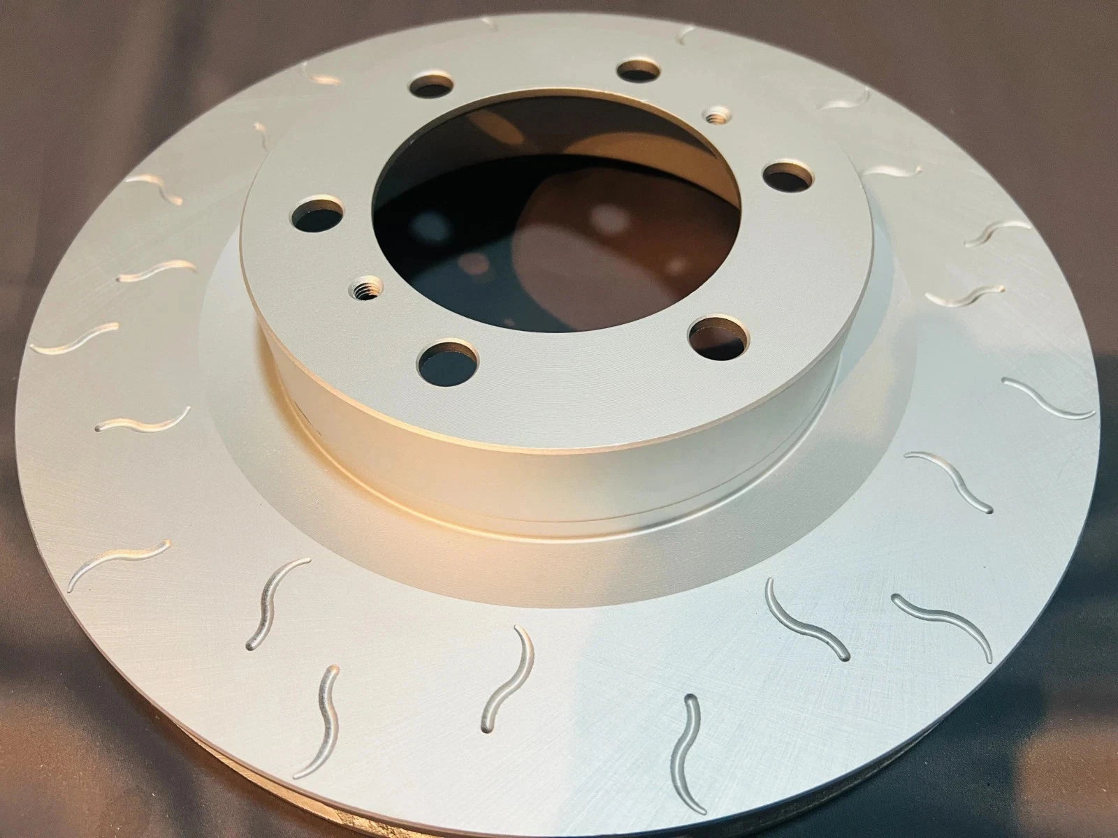 2 X KPR HT4000 4S SLOT ROTOR FRONT FIT TOYOTA LAND CRUISER J200 / VDJ200 /UZJ200 KP42722S (DBA42722S)